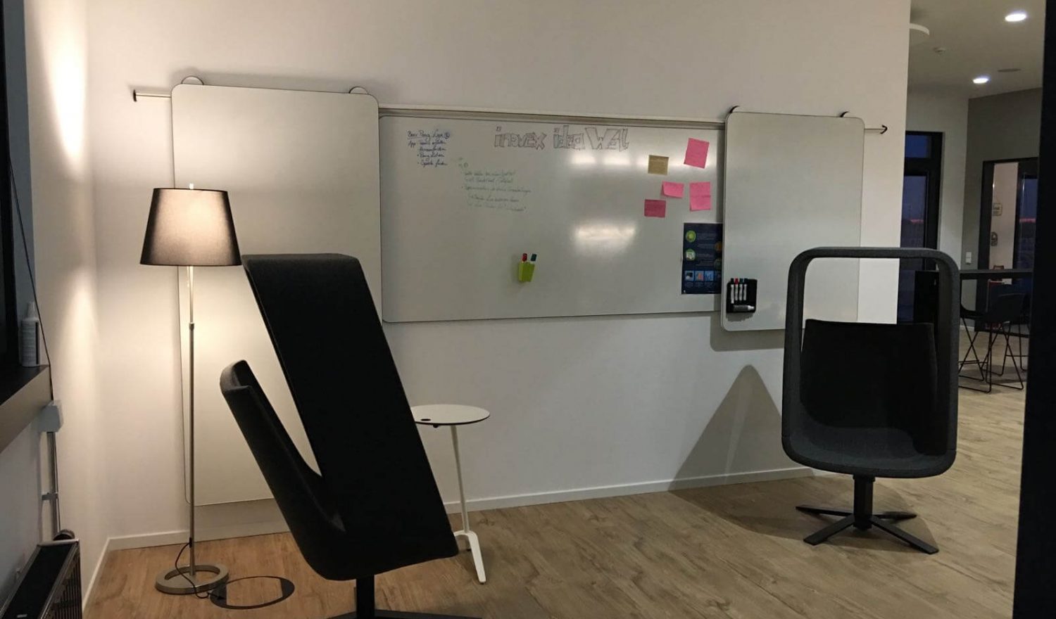 Ideenecke im Office Hamburg.