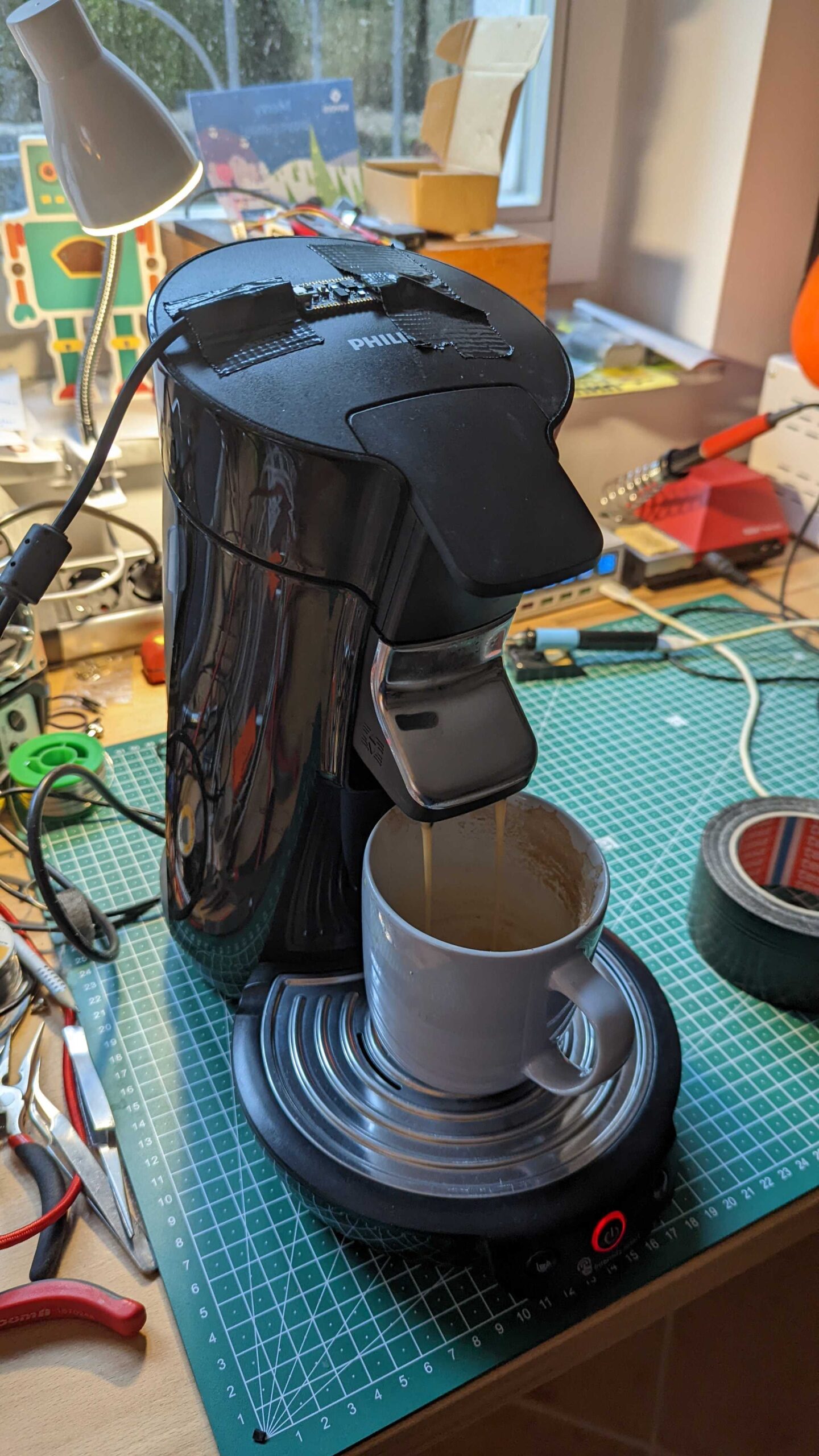 Kaffeemaschine mit Sensor